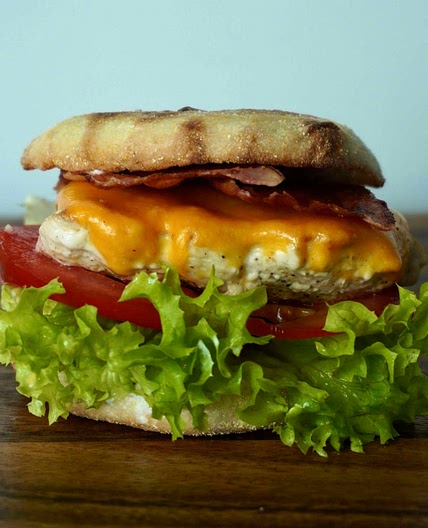 Breakfast chicken muffin