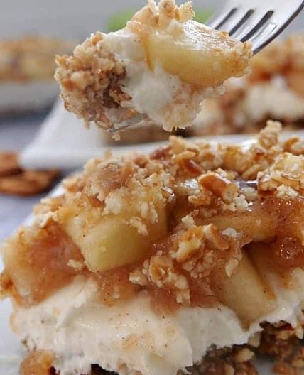 Apple Pretzel Cheesecake Dessert