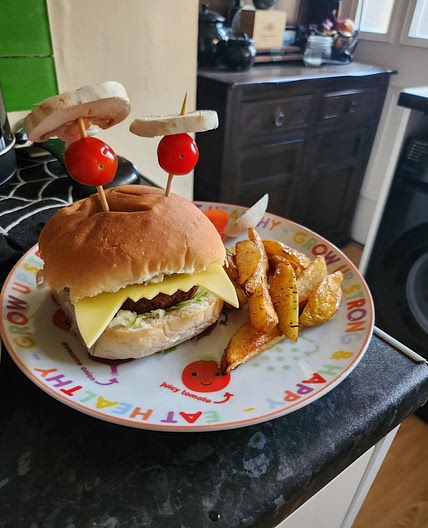 Monster Burgers - a vegan spooky recipe for spooky kids