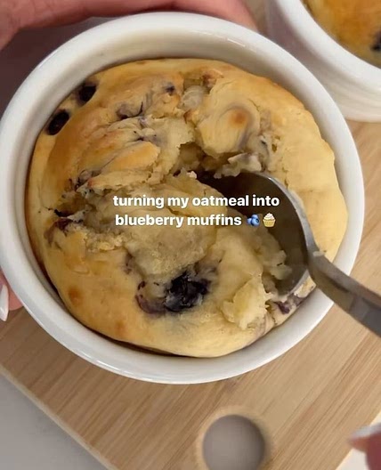 Blueberry muffin baked oats 🫐🧁 by