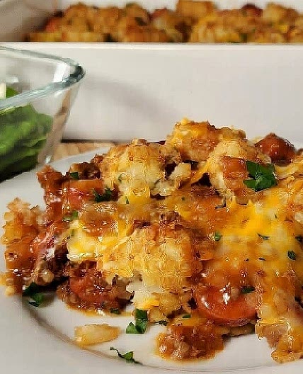 Beef and weenie tater tot casserole 