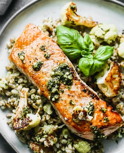 Salmon with Pesto and Roasted Cauliflower (5 ingredients!)