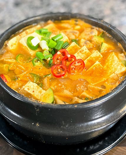 How to Make Delicious Soybean Paste Stew, Doenjang Jjigae!