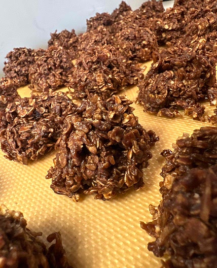 Chocolate Oatmeal Coconut Macaroons 