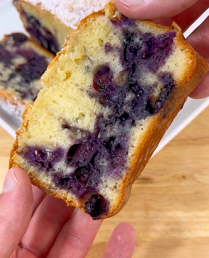 BLUEBERRY YOGHURT LOAF CAKE
