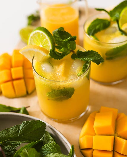 MANGO MINT MOJITO MOCKTAIL