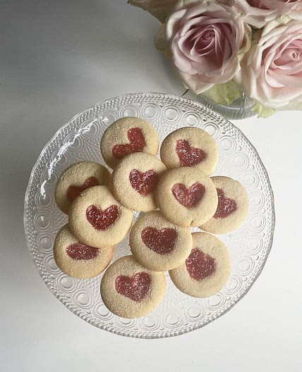 thumbprint raspberry cookies 