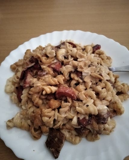 Pâtes aux poivrons et a la dinde