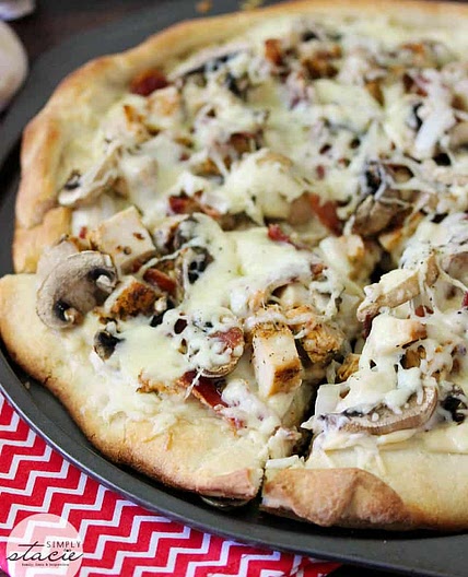 Chicken Bacon Alfredo Pizza