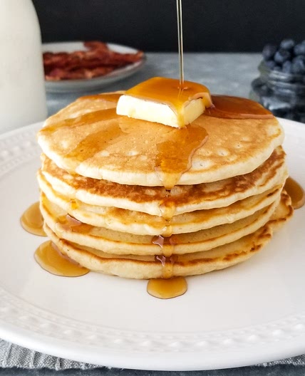 Easy fluffy pancakes