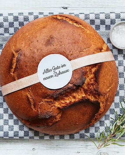 Bread for moving in
