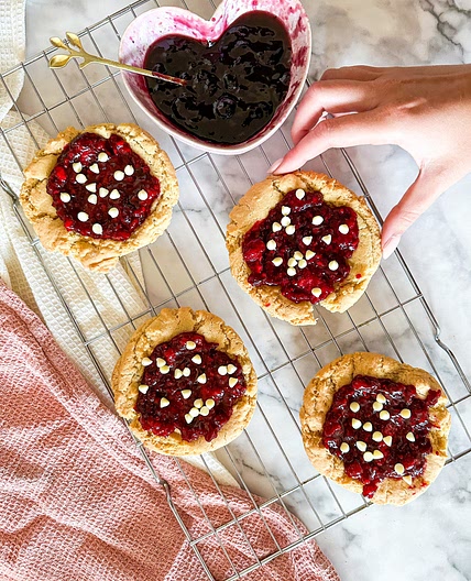 Blackberry and White Chocolate Cookies