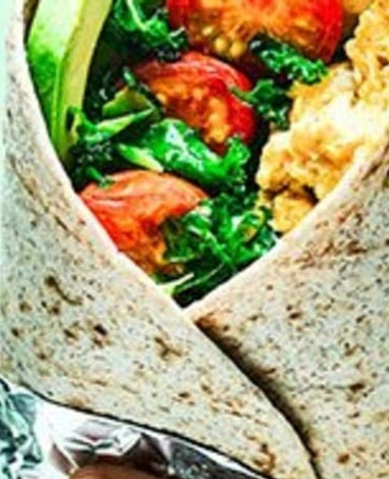 Burrito de palta, cherry, queso, aceituna y lechuga