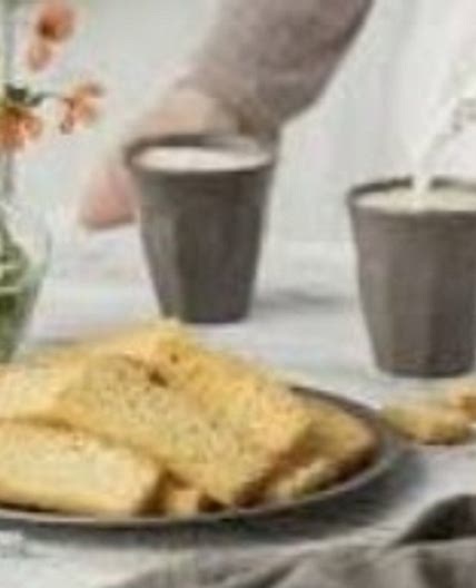 Bay biscuit con te de matcha y leche vegetal