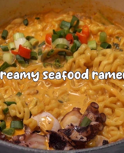 Creamy seafood ramen