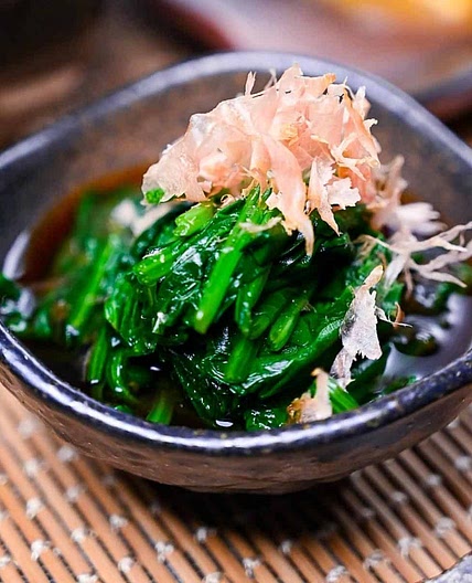 Spinach Ohitashi (Japanese Spinach Salad in Dashi)