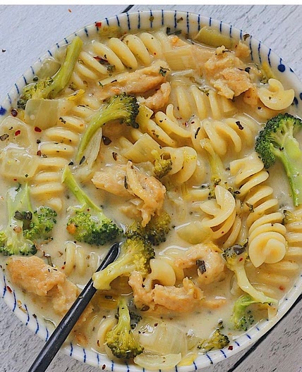  Chik’n & Broccoli Alfredo Soup (dairy free/vegan)