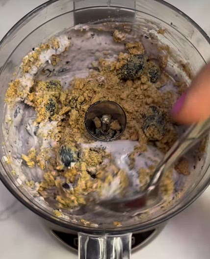 Blueberry Cheesecake Ice Cream