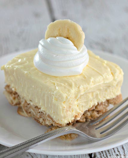 Banana Cheesecake Bars