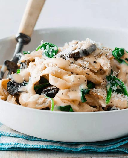 Light & Creamy Chicken Carbonara