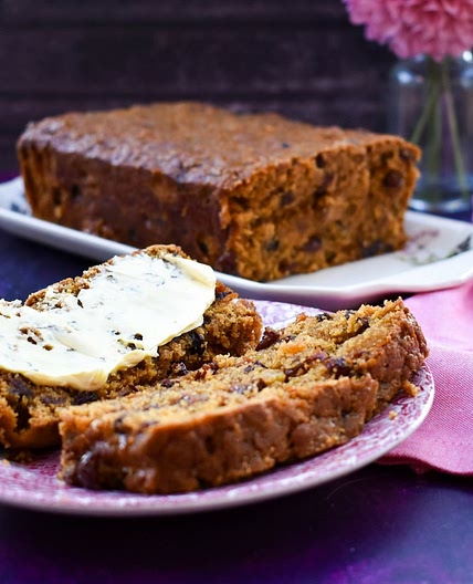 Moist Vegan Fruit Cake (Boiled Fruit Cake)