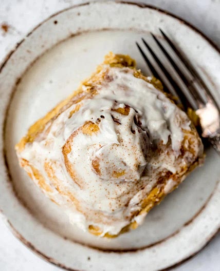 PUMPKIN CINNAMON ROLLS