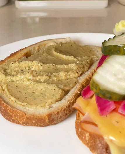 Dill Hummus
