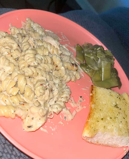 Instant Pot Garlic Parmesan Chicken Pasta 