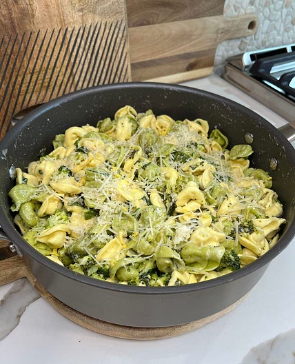 One Pot Creamy Lemon Parm Tortellini