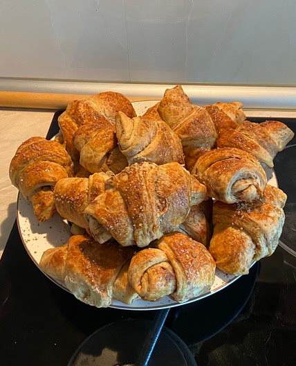 Cinnamon croissants