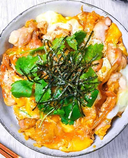 Oyakodon (Chicken and Egg Rice Bowl)