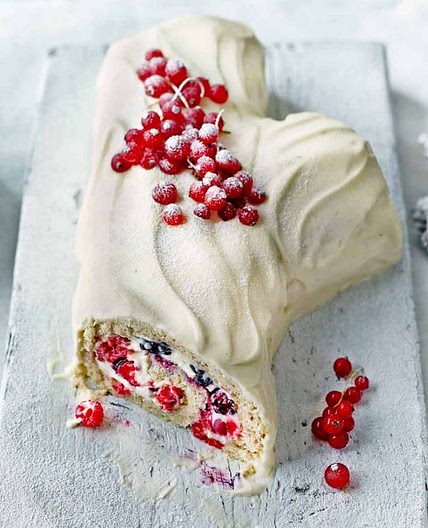 White chocolate Bûche de Noël