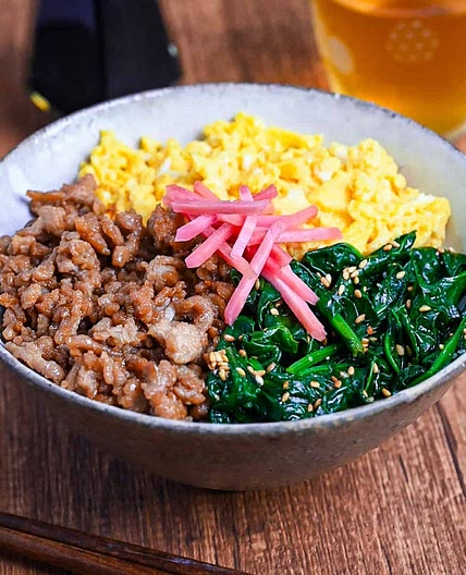 Chicken Soboro Rice Bowl (Sanshoku Donburi)