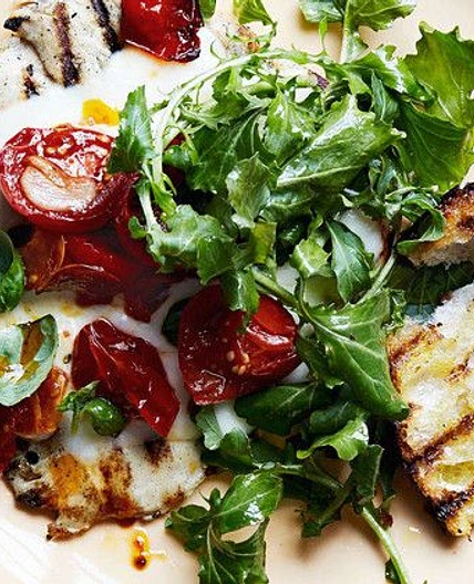Chicken-Mozzarella Melts with Cherry Tomatoes