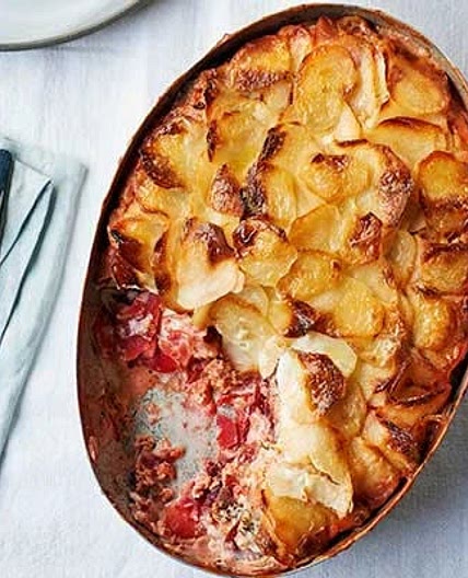 Gratin of fresh & smoked salmon, beetroot, potatoes & dill