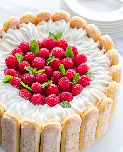 Raspberry Charlotte cake