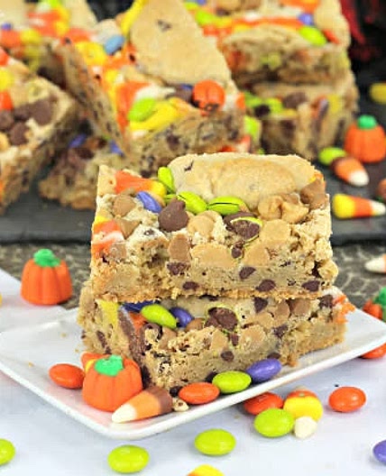 Leftover Halloween Candy Cookie Bars