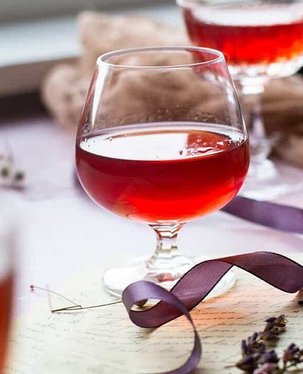 The best plum liqueur recipe (perfect Christmas gift!)