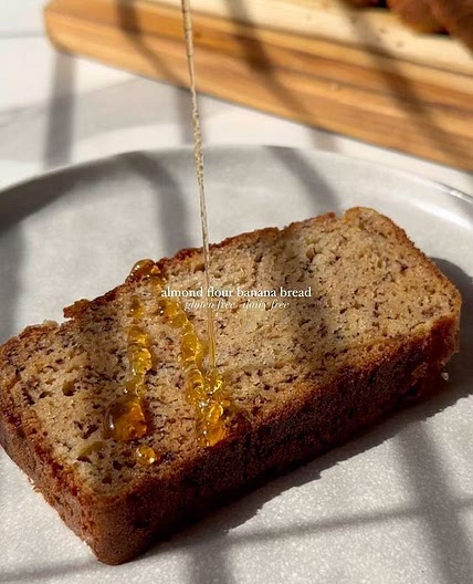 looking for a basic gluten free banana bread loaf? weeeellll you