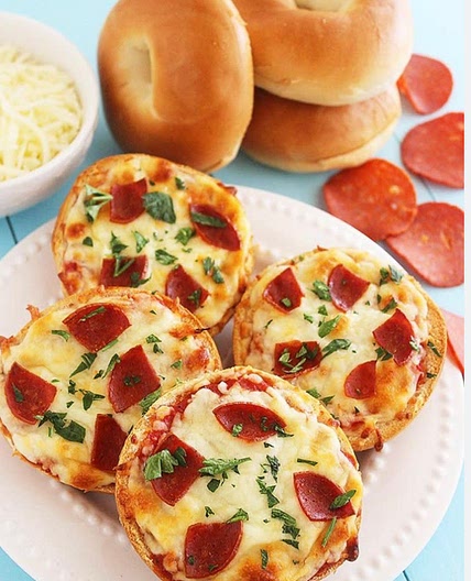 Pizza bagels