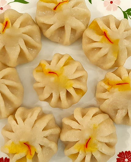 Perfect Ukadiche Modak | Steamed Modak - OvalShelf