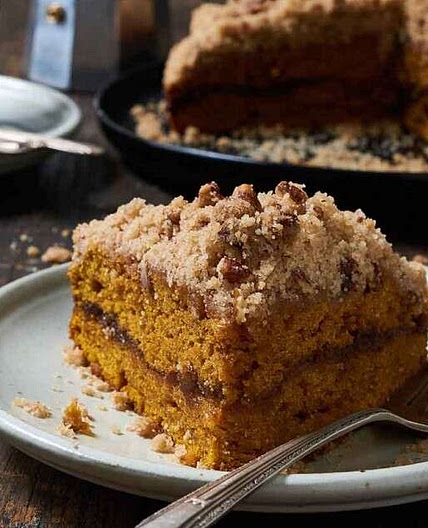 Pumpkin Streusel Coffee Cake