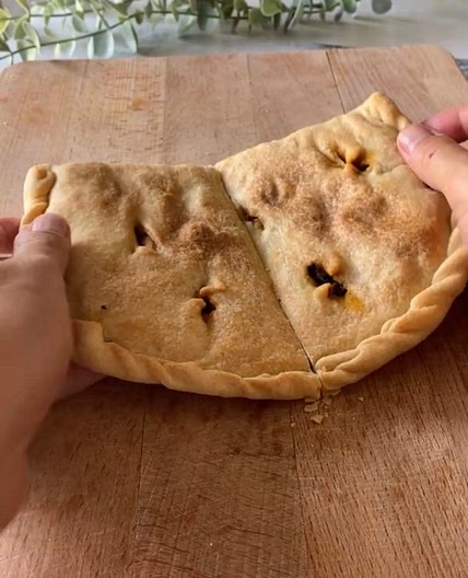 Calzoni veloci con pasta brisé 