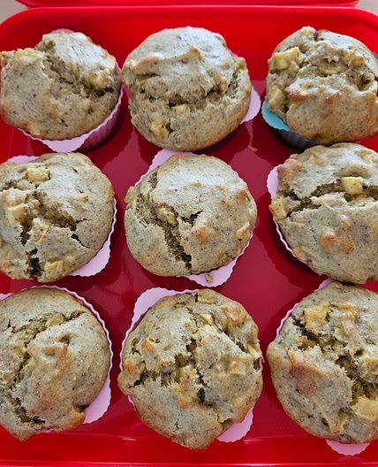 Delicious & Nutritious Apple Cinnamon Muffins