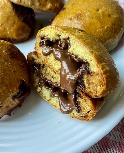 Stuffed Nutella Buns