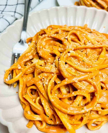 Pasta With Ricotta And Tomato Sauce
