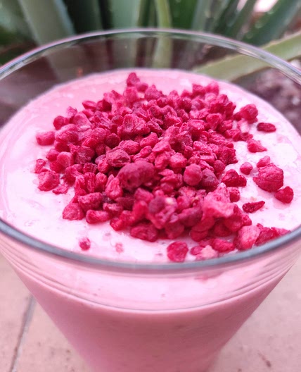 Raspberry sour popsicle smoothie
