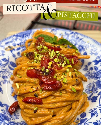 Spaghetti al pesto rosso