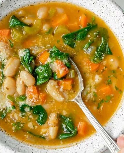 Mediterranean White Bean Soup