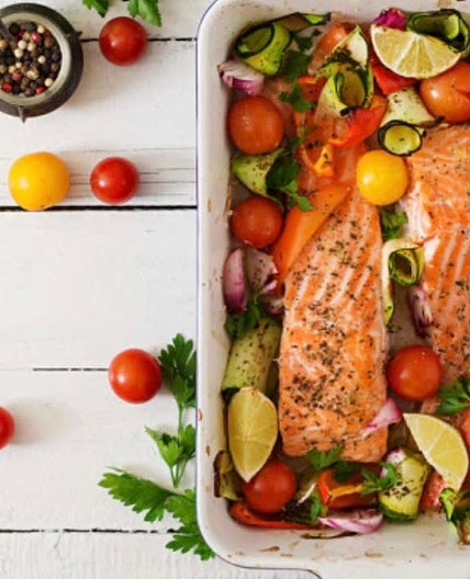 Mediterranean salmon and veggies